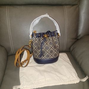 Tory burch mini bucket purse new